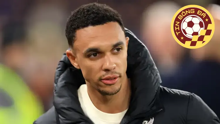 Alexander-Arnold sẽ đóng vai trò tạo đột biến bên hành lang cánh phải