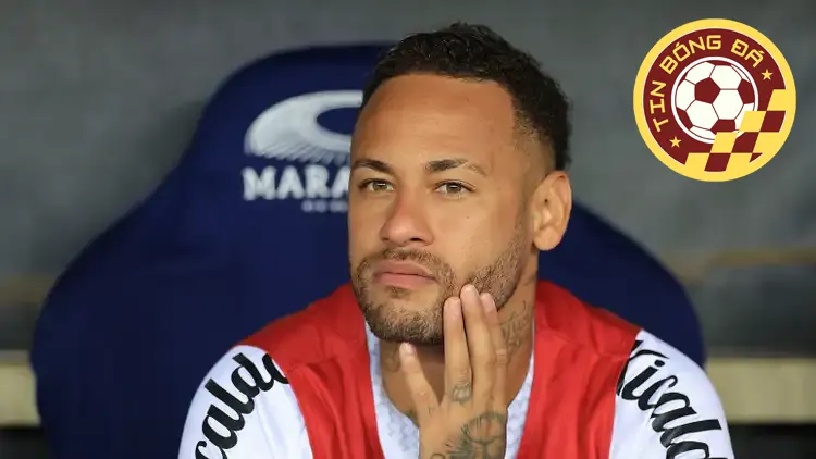 Neymar bị chỉ trích vì thiếu sự tập trung cho bóng đá